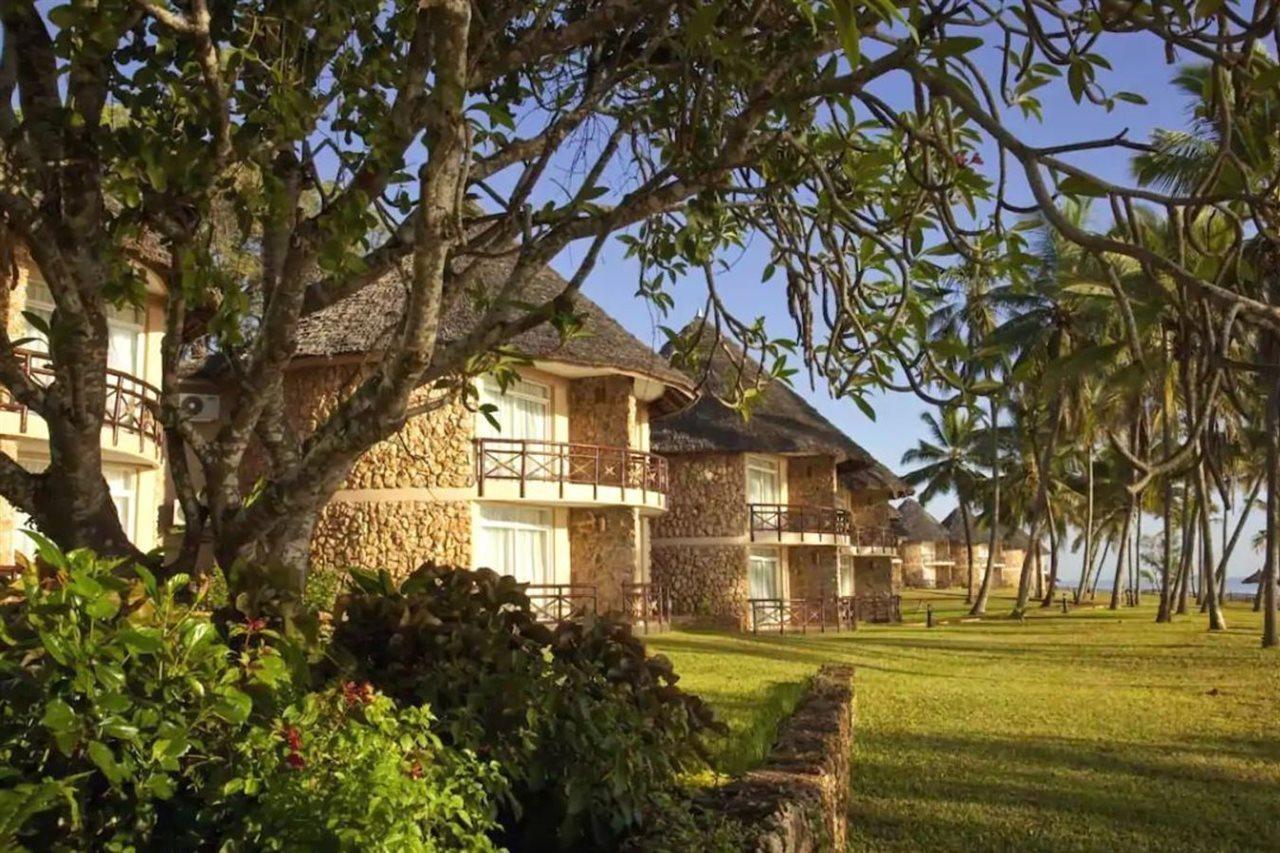 Ledger Plaza Bahari Beach Dar es Salaam Bagian luar foto