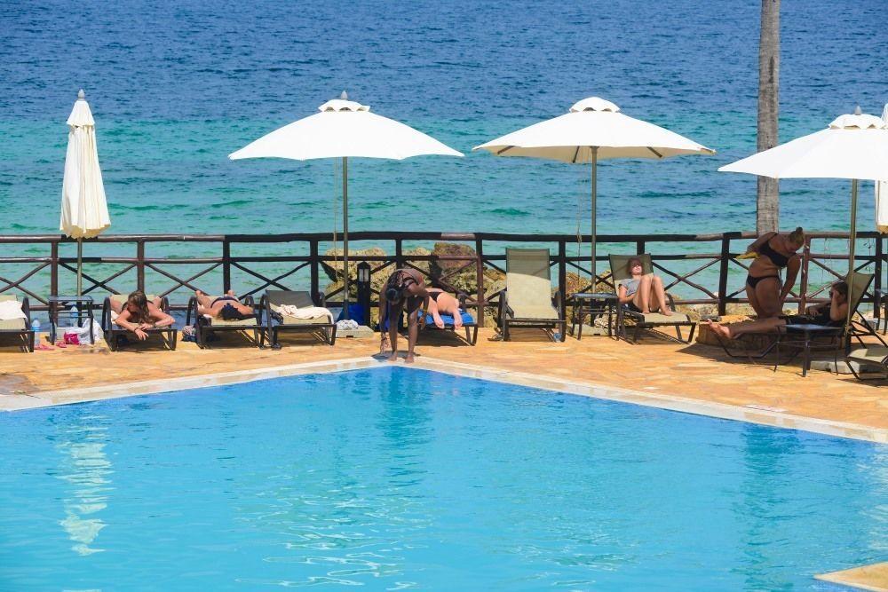 Ledger Plaza Bahari Beach Dar es Salaam Bagian luar foto